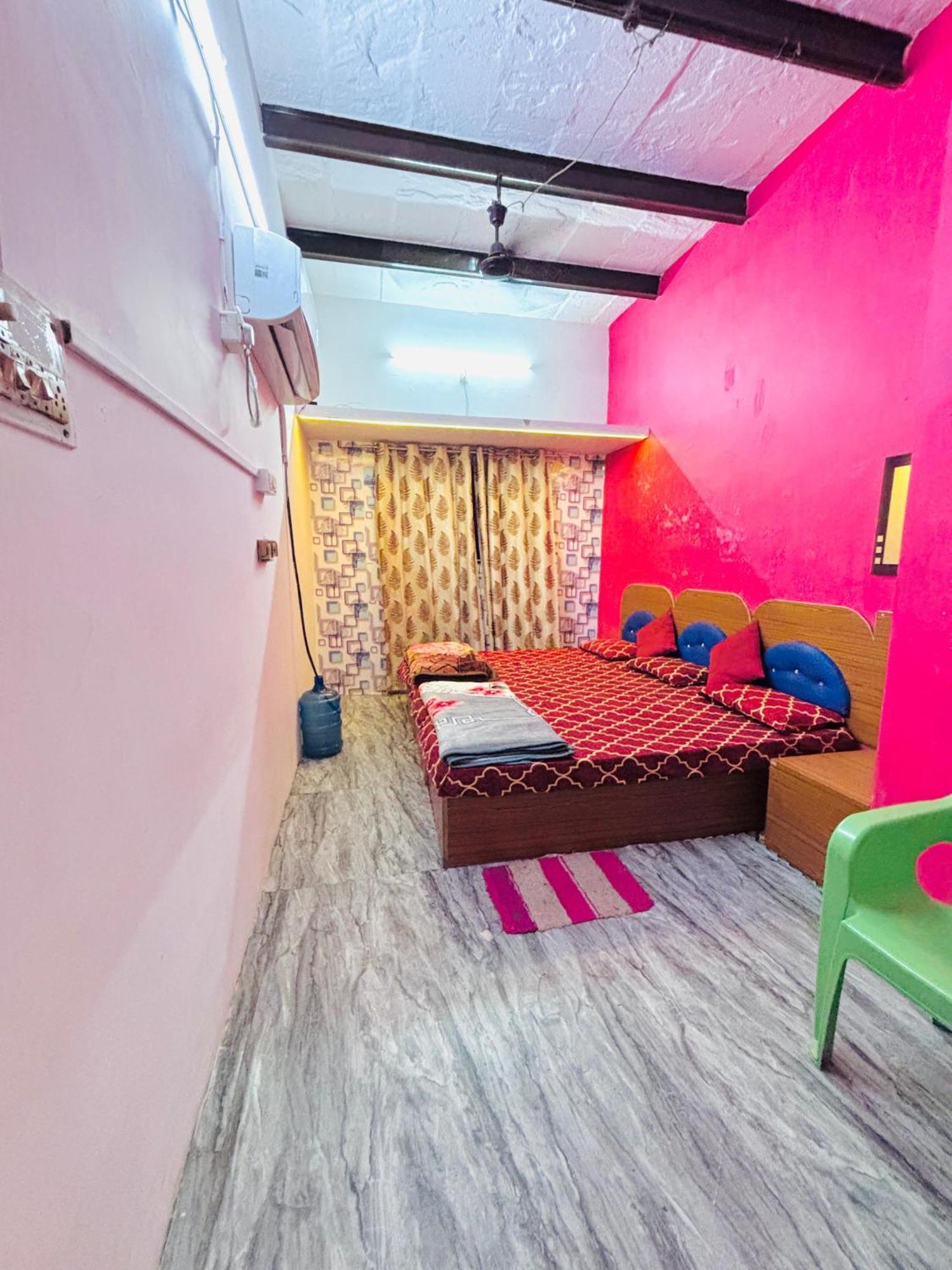 Shivalay Paying Guest House Варанасі Екстер'єр фото