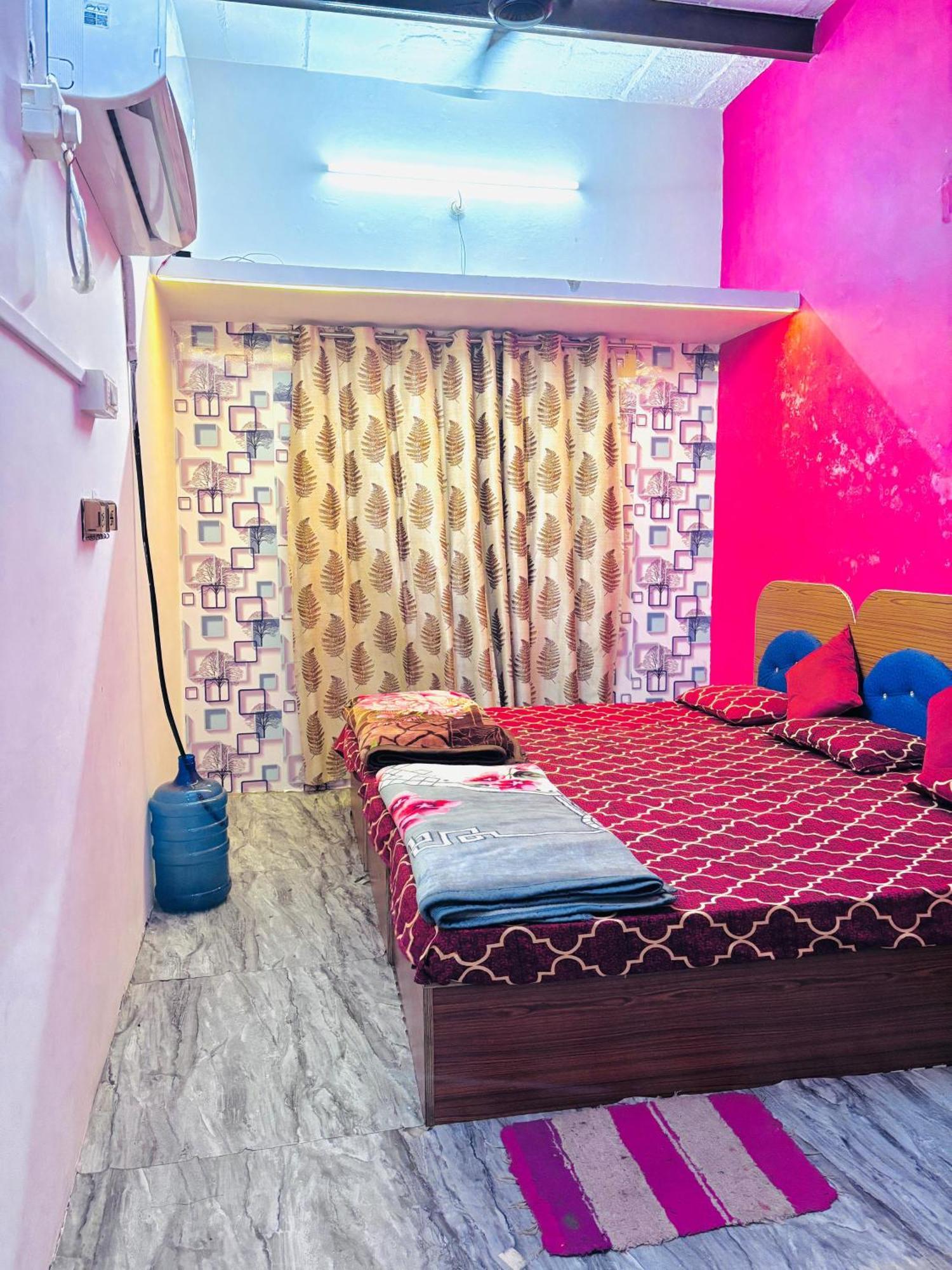 Shivalay Paying Guest House Варанасі Екстер'єр фото